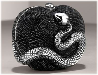 judith-leiber-heart-snake-miniaudiere.jpg