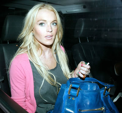 lindsay lohan jimmy choo bag3