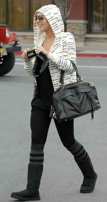 lindsay lohan rebecca minkoff bag6