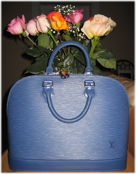 My Mom&#39;s Louis Vuitton Epi Alma - PurseBlog