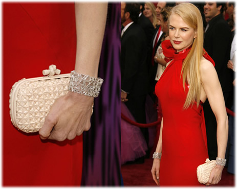 Nicole Kidman Oscars Bottega Veneta Clutch