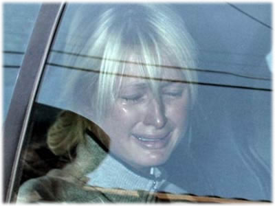 paris-hilton-back-to-jail.jpg