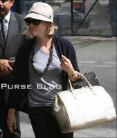 reese witherspoon anya hindmarch bag
