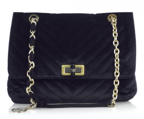 black quilted bag gold chain