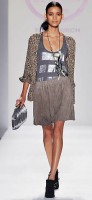 Tory Burch 12