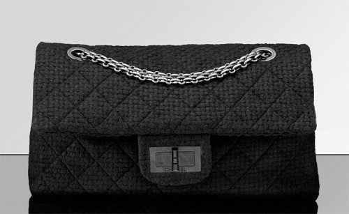 Chanel Extra Large Flap Bag in quilted tweed Chanel Extra Large Flap Bag in quilted tweed