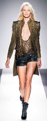 Louis Vuitton Fall Winter 2010/2011 Advertising Campaign - PurseBlog
