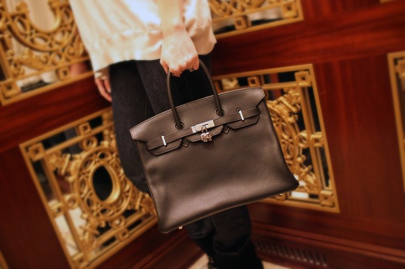Hermes Birkin, 35cm, Clemence in Black Hermes Birkin, 35cm, Clemence in Black