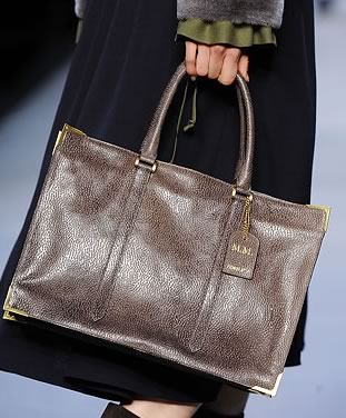 Fashion Week Fall 2010: Fendi Handbags - PurseBlog