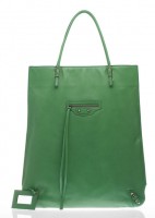 Balenciaga 32