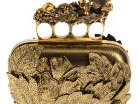 A quick look at Alexander McQueen Spring 2011 1 McQueen 1