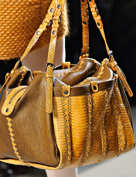 Fashion Week Handbags: Bottega Veneta Fall 2011 - PurseBlog