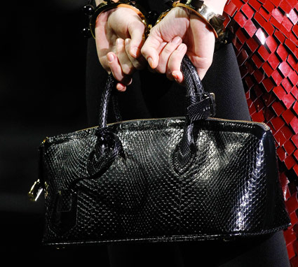 Fashion Week Handbags: Louis Vuitton Fall 2011 - PurseBlog