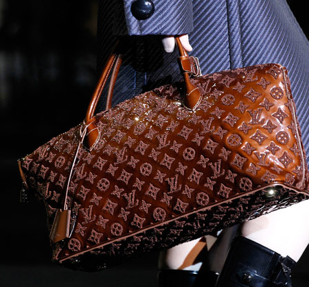 Fashion Week Handbags: Louis Vuitton Fall 2011 - PurseBlog