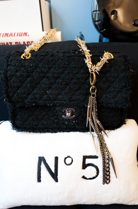 What's In Her Bag: Eva Chen of Teen Vogue (2)