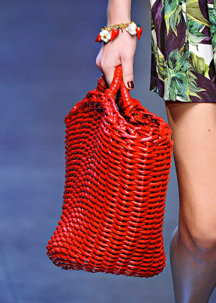 Fashion Week Handbags: Dolce & Gabbana Spring 2012 - PurseBlog