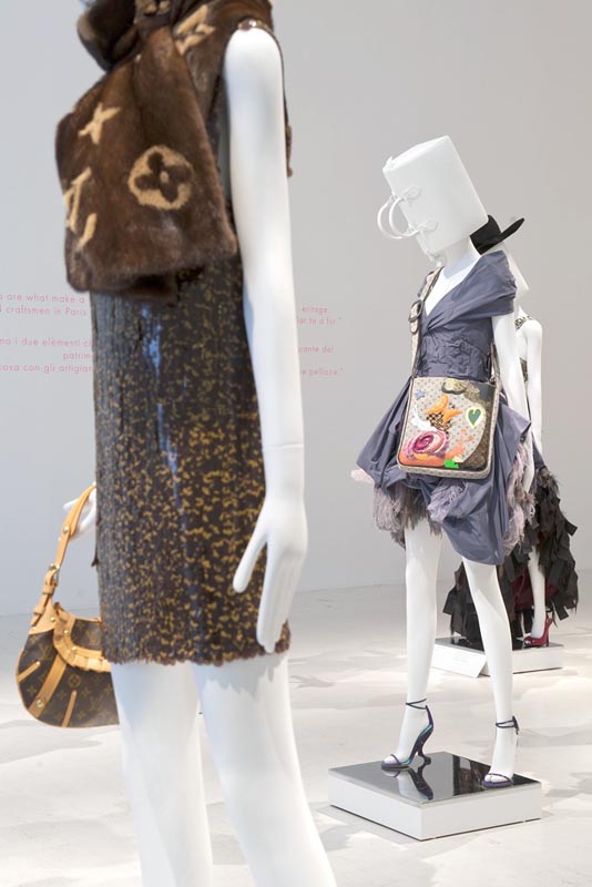 Louis Vuitton's Milan mannequins have Speedy bags on the brain - literally.  - PurseBlog