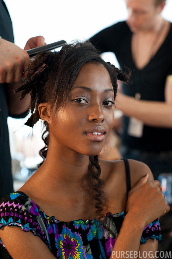 Oscar de la Renta S/S 2012 Behind The Scenes (5)