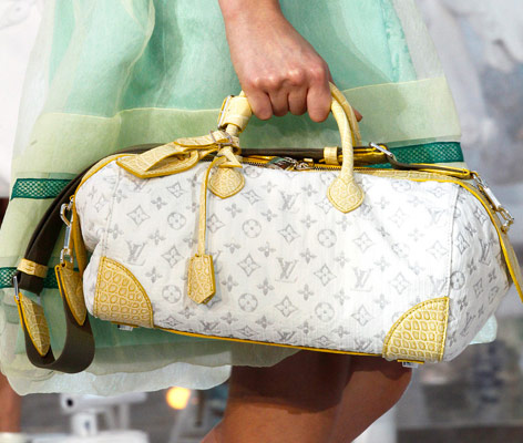 Fashion Week Handbags: Louis Vuitton Fall 2012 - PurseBlog