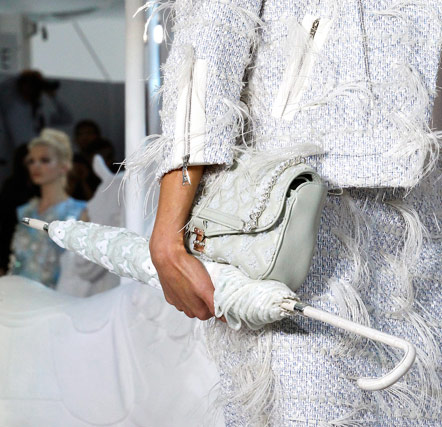 Fashion Week Handbags: Louis Vuitton Spring 2012 - PurseBlog