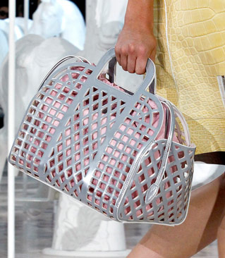 Fashion Week Handbags: Louis Vuitton Spring 2012 - PurseBlog