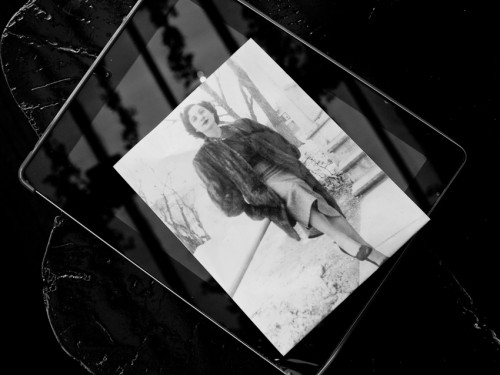 What's In Her Bag: Elysze Held (17)