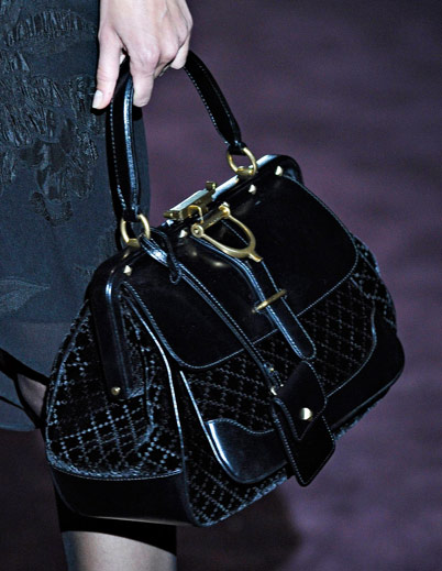 The Biggest Trends of Fall 2012: Black Handbags - PurseBlog