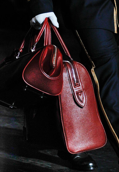 Fashion Week Handbags: Louis Vuitton Fall 2012 - PurseBlog