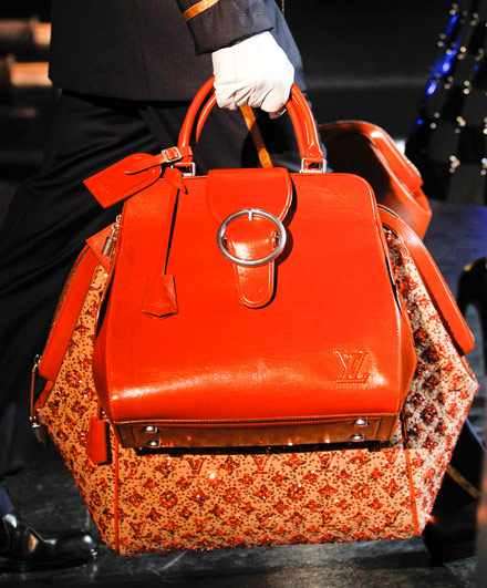 Fashion Week Handbags: Louis Vuitton Fall 2012 - PurseBlog