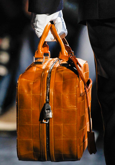 Fashion Week Handbags: Louis Vuitton Fall 2012 - PurseBlog