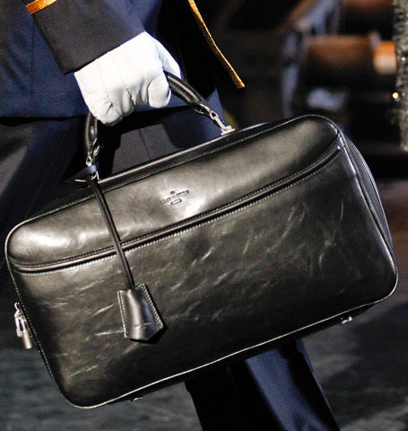 Fashion Week Handbags: Louis Vuitton Fall 2012 - PurseBlog