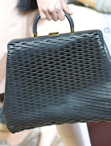 The Biggest Trends of Fall 2012: Black Handbags - PurseBlog