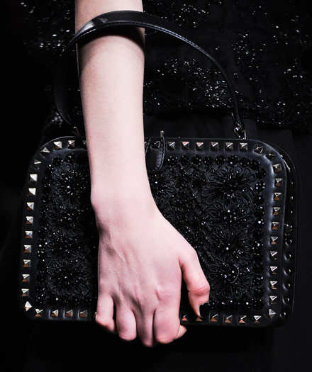 The Biggest Trends of Fall 2012: Black Handbags - PurseBlog