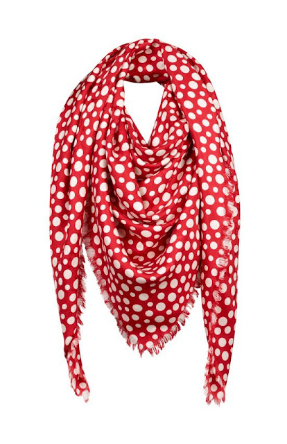 Yayoi Kusama for Louis Vuitton: All The Accessories 5 Scarves Vuitton Kusama 11