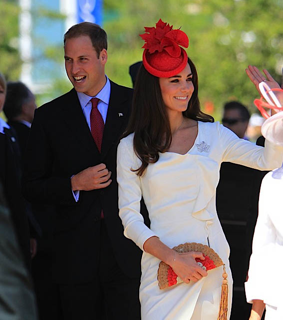 The Many Bags of Kate Middleton - PurseBlog