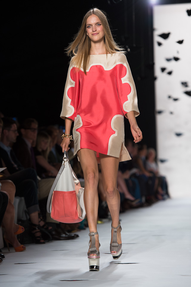 Diane von Furstenberg Spring 2013 goes back to the future - PurseBlog