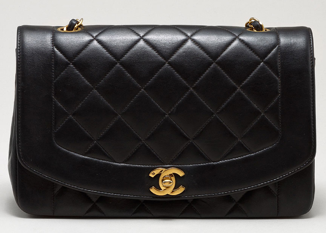 Must Reads LOUIS VUITTON Official USA Website - Explore the World of Louis Vuitton, read our latest News, discover our Women's and Men's Collections and locate our Stores.