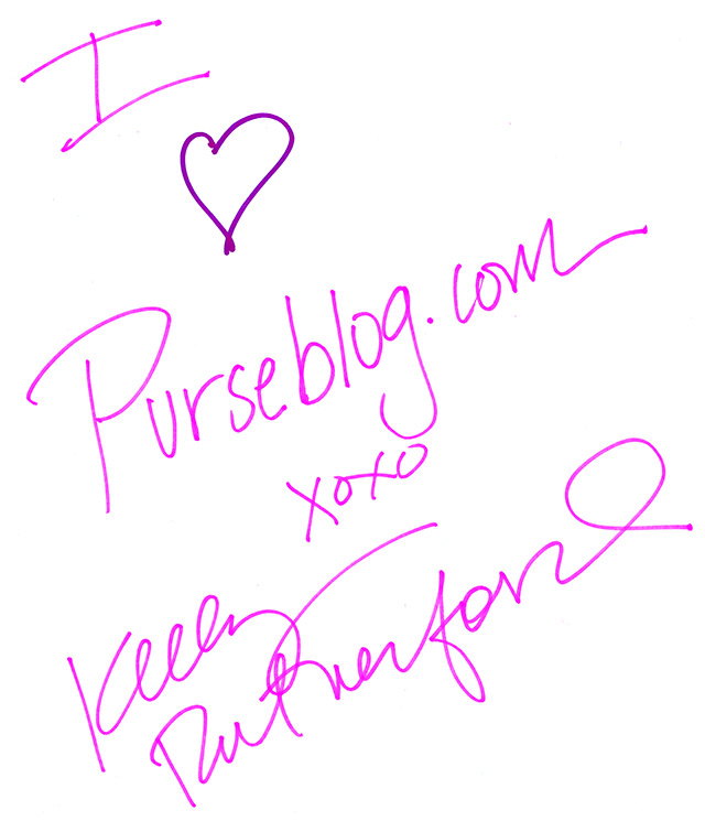What's In Kelly Rutherford's Bag (3)