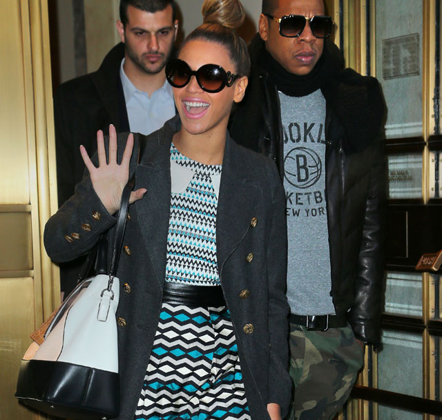 The Many Bags of Beyonce - PurseBlog