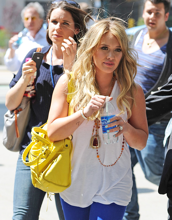 The Many Bags of Hilary Duff - PurseBlog