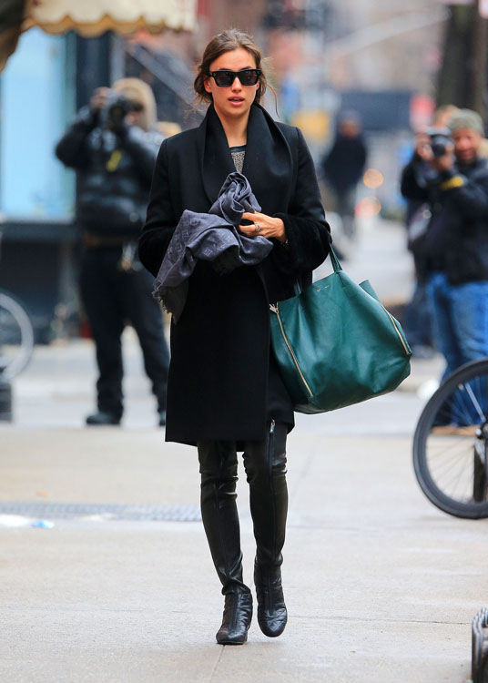 Irina Shayk Louis Vuitton Scarf  Irina shayk street style, Irina