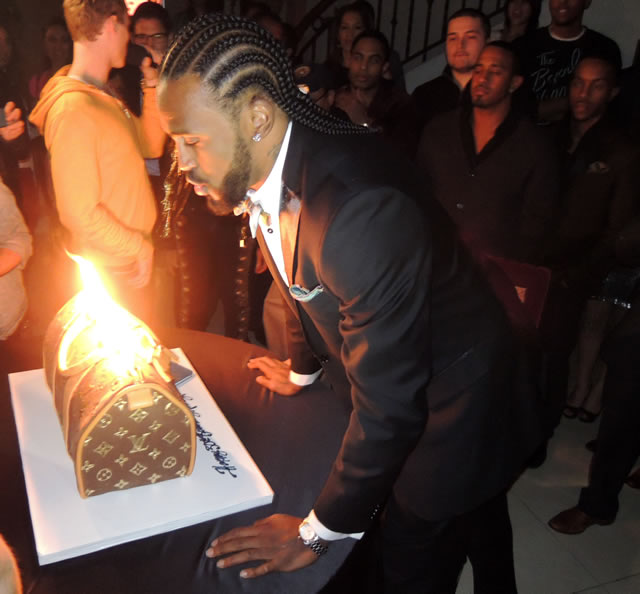 L.A. Clipper Ronny Turiaf ate a Louis Vuitton Cake for his birthday -  PurseBlog