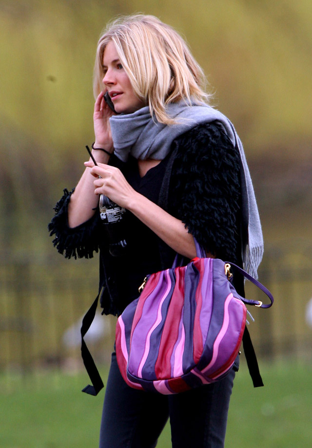 The Many Bags of Sienna Miller (26)