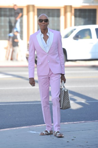 RuPaul carries a Gucci logo tote bag in Beverly Hills (2)