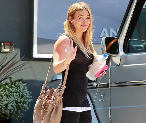 Hilary Duff carries an Alexander Wang Diego Bucket Bag in LA (5)