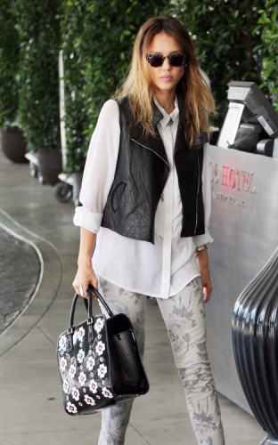 The Many Bags of Jessica Alba, Part Two (12)