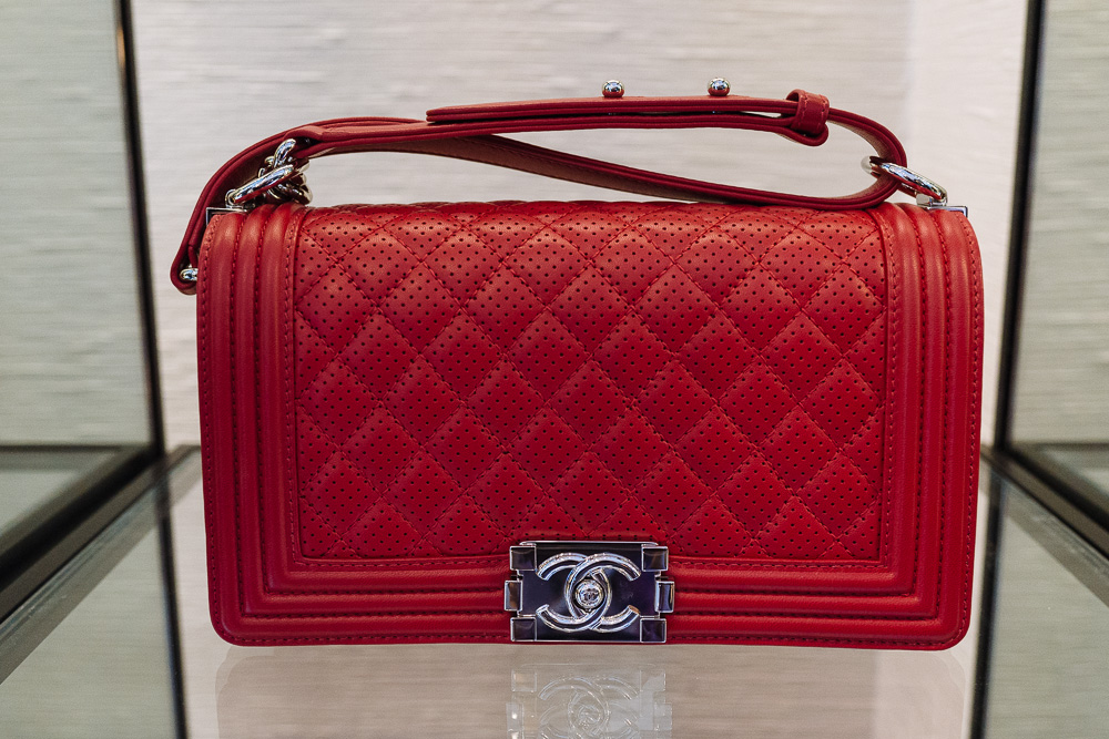 Chanel O-Phone Holder Patent Leather Crossbody Bag Red