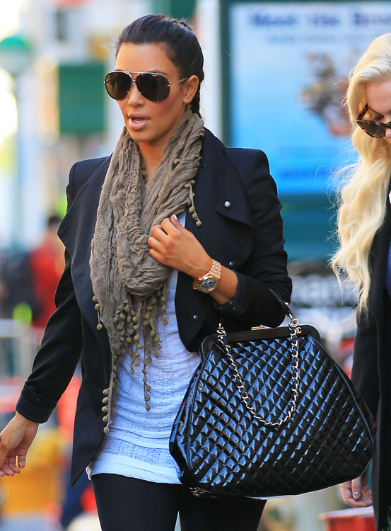 Kim Kardashian heads to gym in Hollywood toting a large Chanel bag Los  Angeles California - 03.04.12 Stock Photo - Alamy