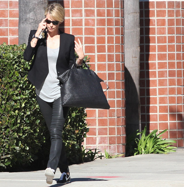 Charlize Theron Chooses an Everyday Option from Bottega Veneta - PurseBlog