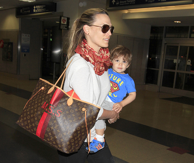 Molly Sims Returns from Vacation with Customized Louis Vuitton - PurseBlog